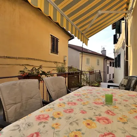 Διαμέρισμα Stari Grad *