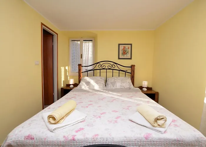 Stari Grad Apartmán *