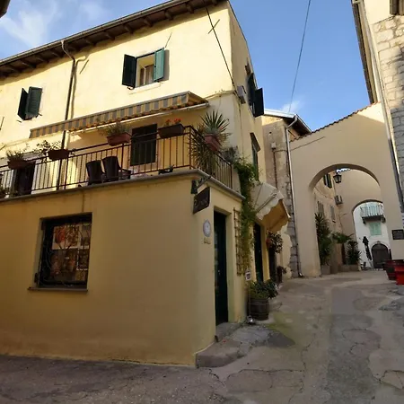 Stari Grad * Laurana
